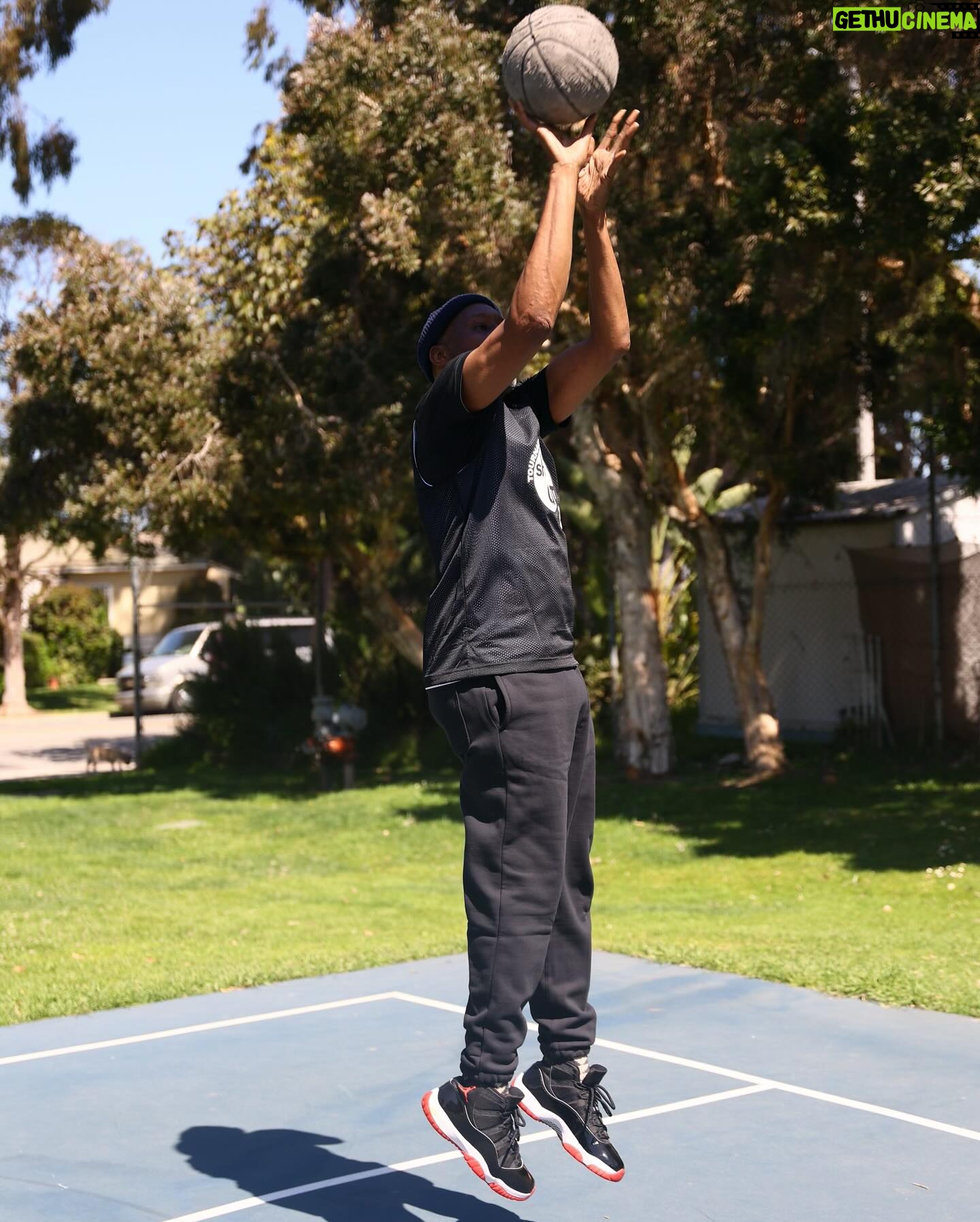 Wood Harris - 123.7K Likes - Wood Harris is an acting legend, and we don’t talk about it enough.🙌🏾👏🏾👏🏾 One of my favorites was Avon Barksdale (The Wire) & Motaw (Above The Rim).. To teach the Art of Shooting to living legends is a dream come true. Never would have thought a jump shot would take me this far. @noblewood -Stay locked in! #LethalShooter