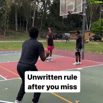 Wood Harris - 4.9K Likes - Give me my layup. I'm from Chicago. u get a layup after a miss. It's weird not to pass the rock.
Slim Noble 7