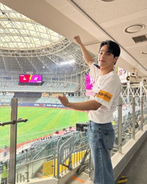 Woojin Instagram - [#우진] 우왓! 키움 이겼다!!💪💪 영광스러운 순간을 함께해서 행복했습니다! 승리의 요정 김우진, 키움 화이팅!🔥 @heroesbaseballclub