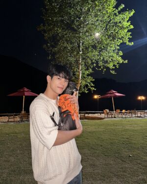 Woojin Instagram - [#우진] 달멍🌙