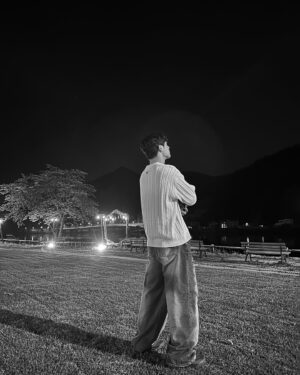 Woojin Instagram - [#우진] 달멍🌙