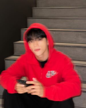 Woojin Instagram - [#우진] 동생 자랑 중❤️