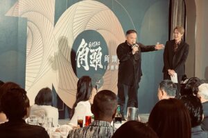 Wu Nien-hsuan Instagram - -
有幸參與剛好第十年的角頭演出
實在感謝🙏 見識很多 學到很多
角頭宇宙 鋒芒畢露 
電影及影集大家敬請期待🤘

7/20角頭演場會  即將炸裂
#GATAO 
@gatao_movie 
@redchang5132