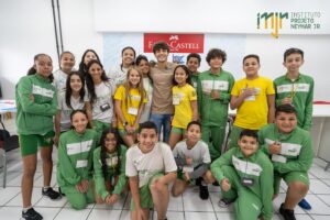 Xande Valois Instagram - Iniciamos a semana com uma visita muito visita especial no Instituto Neymar Jr. nesta terça-feira! O ator @xandevalois conheceu nosso projeto social e compartilhou momentos de muito carinho e simpatia com as nossas crianças. Foi um dia de alegria e inspiração para todos! Agradecemos pela visita, Xande! Volte sempre! 💛💚 

We started the week with a very special visit to Instituto Neymar Jr. this Tuesday! Actor @xandevalois met our social project and shared moments of great affection and sympathy with our children. It was a day of joy and inspiration for everyone! Thanks for visiting, Xande! You’re always welcome! 💛💚

#institutoneymarjr #neymarjr #projetosocial