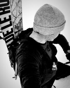 Actor Xavier de le Rue HD Instagram Photos and Wallpapers June 2024