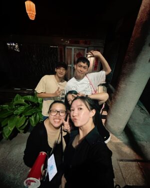 Xing Li Instagram - 要拍照卻按成錄影而且還是按到慢動作。