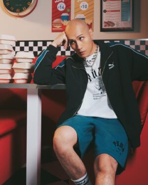 YELLOW Instagram - 腳底抹油 香辣四溢
摩登帥鞋 噗了個嘛

#PUMA #EASYRIDER #復古老鞋