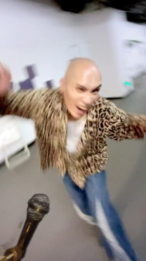 YELLOW Instagram - ger手？🥚🥚🧑‍🦲🥚🥚