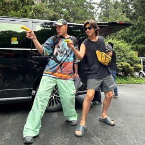 YELLOW Instagram - 這是我這輩子走過最久的山路
這是你的山林系野蕉男孩
飛天或遁地，包山也包海
任何疑難雜症，放心交給咱處理

謝謝柏霖老哥 @chenbolin 
找我跟 @philyan88 一起回歸山林最原始懷抱
也終於讓我有機會大展我的廚藝
至今仍震撼不已

⋯⋯最後一張露出我的真身了

#極島森林2
@extreme.forest
@grayscale.production