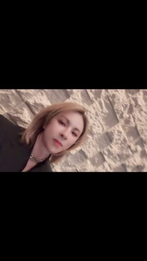 YOSHIKI Instagram - I usually use clear lip balm, my lips are naturally red. リップクリームはいつもほぼ透明､もともと唇が少し赤い。💋

Yoshiki

I like this #shiseido #資生堂 #gift #美 #リップクリーム #lipbalm #lipstick #beauty #xjapan #yoshiki #紅 #sayanything #yoshikiclassical