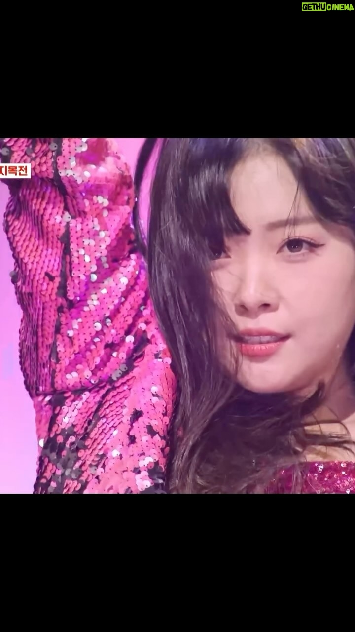 YOYOMI - 1.9K Likes - #현역가왕 #요요미 #MBN #그순간 #얍 #🔥🔥🔥 #얼빡샷주의 #아잉 #😍