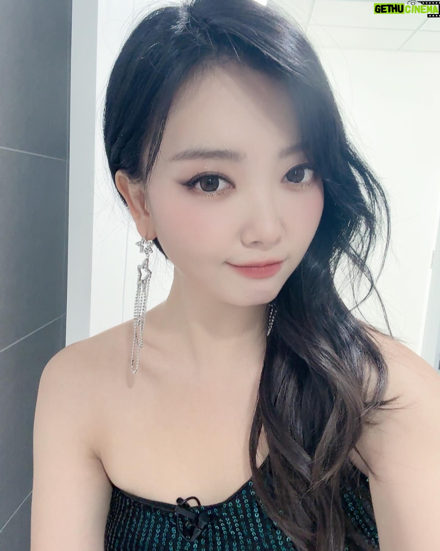 YOYOMI - 1.8K Likes - 🩵옥구슬아씨들🩵
오늘도 MBN 현역가왕 채널고정~~~💘