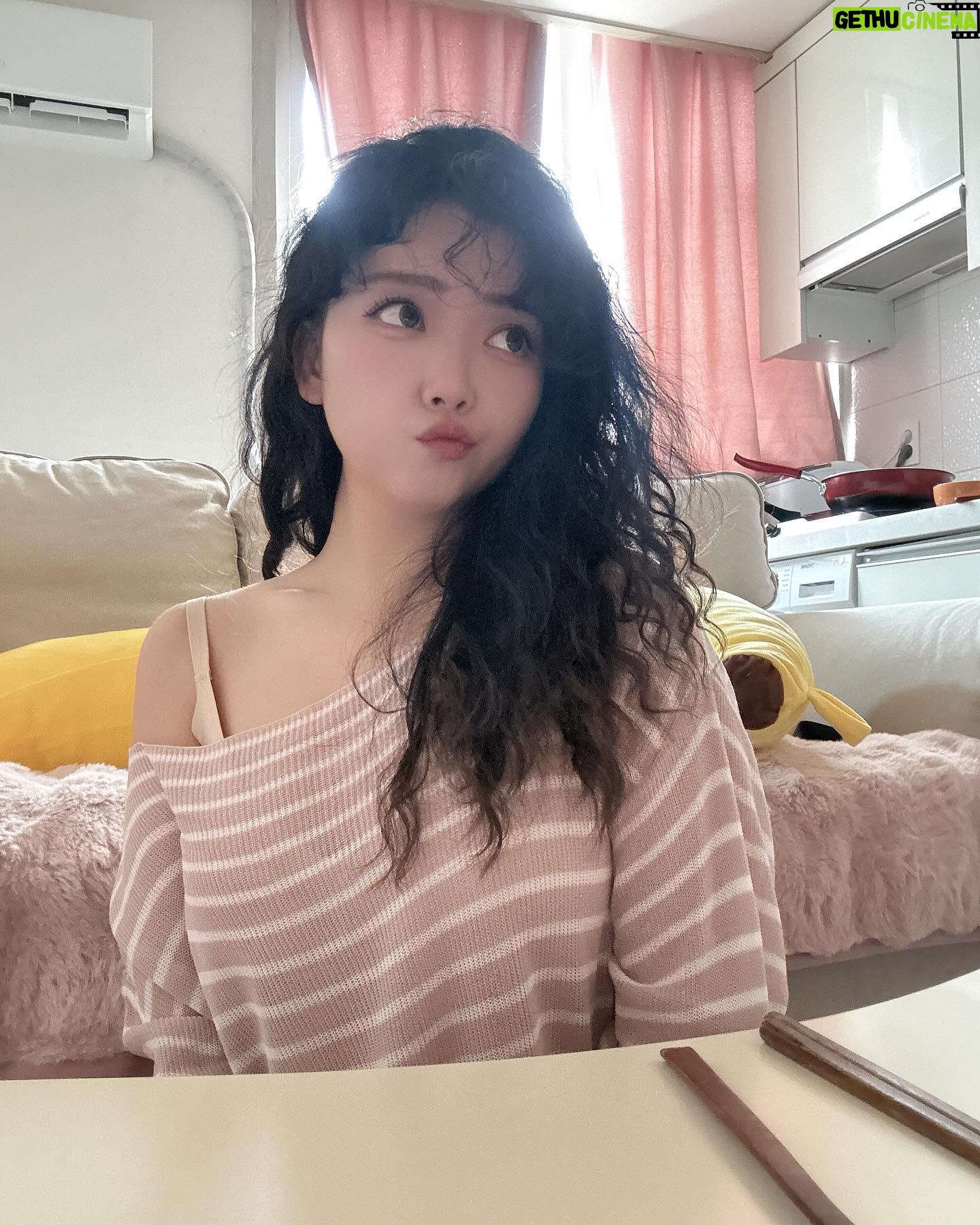 YOYOMI - 2K Likes - 🌷