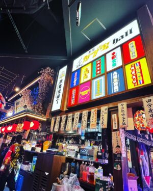 YU-KI Instagram - 興奮冷めやまず🔥
楽しく感動した日でした

ベテラン勢の技と存在感よ…🥹

ホッティはリングが1番似合う

友の新たな一歩のスタートを
見届けられてほんと勇気をもらったし
幸せだと思った

終わって歌舞伎町タワーでごはん🗼
キョロキョロキョロちゃんになり🙄
おのぼりさんだった

ホッティの好きな曲がこれ

#堀田祐美子再起試合
#TRFYU-KI