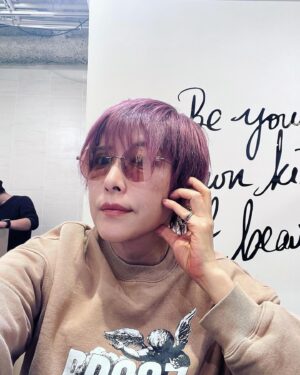 YU-KI Instagram - 間違いがあり再UP
既にコメント下さった方ごめんなさーい🥺

週末大黒摩季ちゃん主催のチャリティー
Live本番なので森ちゃんとこにカラーへ✂️
髪の長さではなくなんとなく
雰囲気がメンズっぽい...🧑‍🦱🧑‍🦱🧑‍🦱

北陸地方にお住まいの皆さん！
それ以外の皆さんにも！
ライブ配信URLがわかったら
お知らせしますね☺️

通常のLiveとはまた違ったパフォーマンスを
お届け出来ると思います🙌

#新曲TRytheFuture聴いてね
#TRFYU-KI