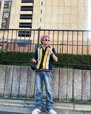 YUKI Instagram - メジャーデビュー6周年
仲間と素敵なスタッフ、そして大事なファンとまだまだ頑張るよ!