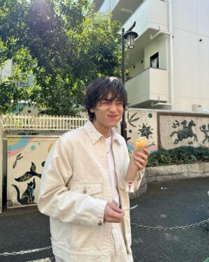 Yamashita Coki Instagram - 過去1のスマイル出てます撮影でクレープ食べて🍯

@cancam_official 5月号です☺︎