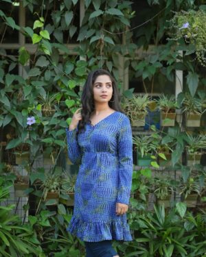 Yami Sona Instagram - 💙💙

#instagood #fashion #photooftheday #phography #picoftheday #tbt #mallugirl #followme #nature #like4likes #instagram #mallugram #style#instadaily #ootd#music #followforfollow #model #instagood