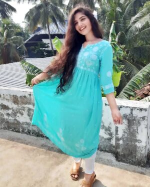 Yami Sona Instagram - 💙😇