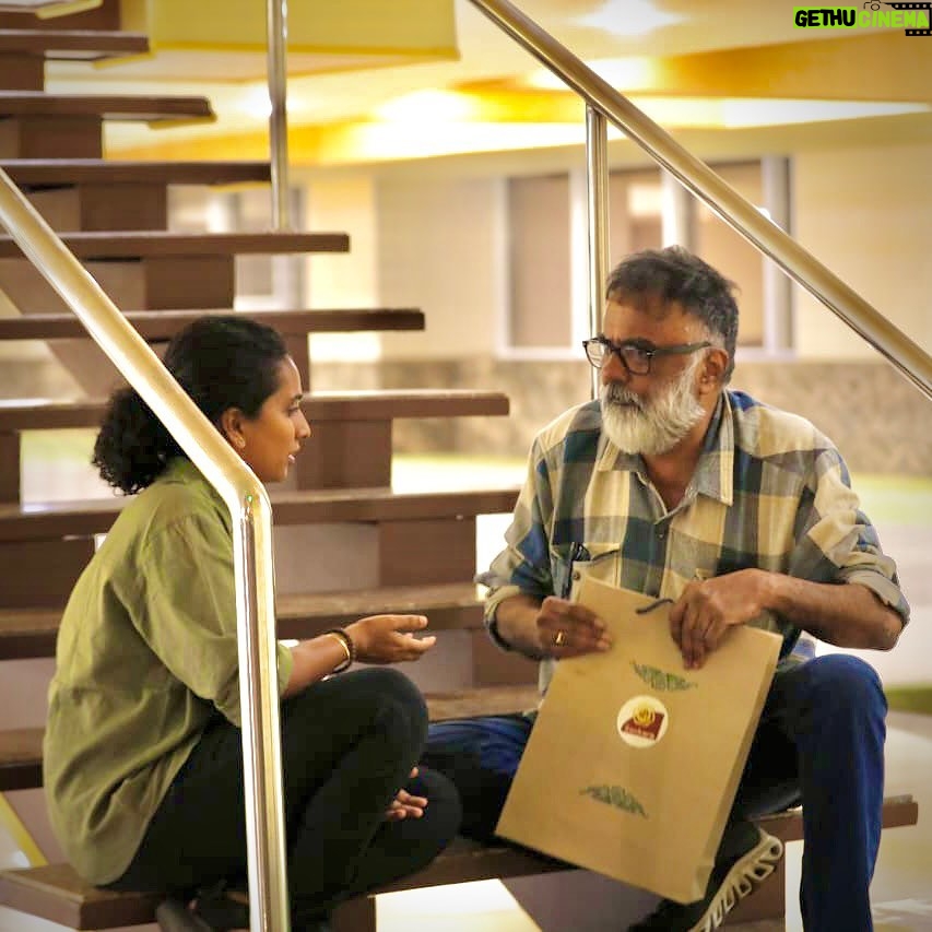 Yamini Yagnamurthy - 7.5K Likes - It was the best day, bestest motivation I could ever get in life, when I received a recognition from you sir @pcsreeram.isc 🙏🏽 Thank you so much for taking me in your team in 2017, trusting and encouraging all of us! I feel very grateful everyday to have worked with you sir 😊🙏🏽