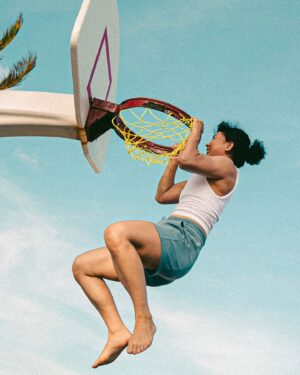 Yan Xiaonan Instagram - 🏀🏝️Slam dunks