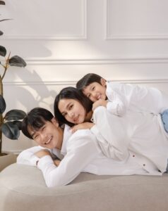 Actor Yan-Ze Lu HD Instagram Photos and Wallpapers July 2024