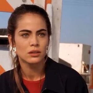 Actress Yancy Butler HD Instagram Photos and Wallpapers August 2021