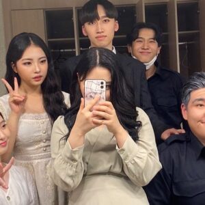 Yang Han-yeol Instagram - 최강E반 다들 수고했습니당❤️😝😍#헤서웨이가의 유령