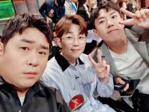 Yang Se-chan Instagram - 히든싱어 고정두분과ㅋㅋㅋ
#문세윤
#딘딘