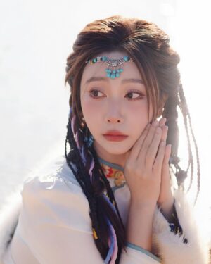 Yao Mi Instagram - 祝女神經快樂吧🐑

願各位
能有翻山越嶺的能力
擁有方向翱翔天際

雌雄同體的狀態
才是巔峰✊🏻

#2024Yaomi #38婦女節快樂