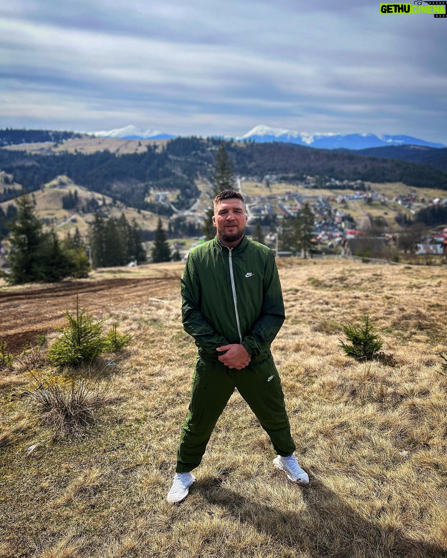 Yaroslav Amosov - 8.8K Likes - šāāļøā°ļø