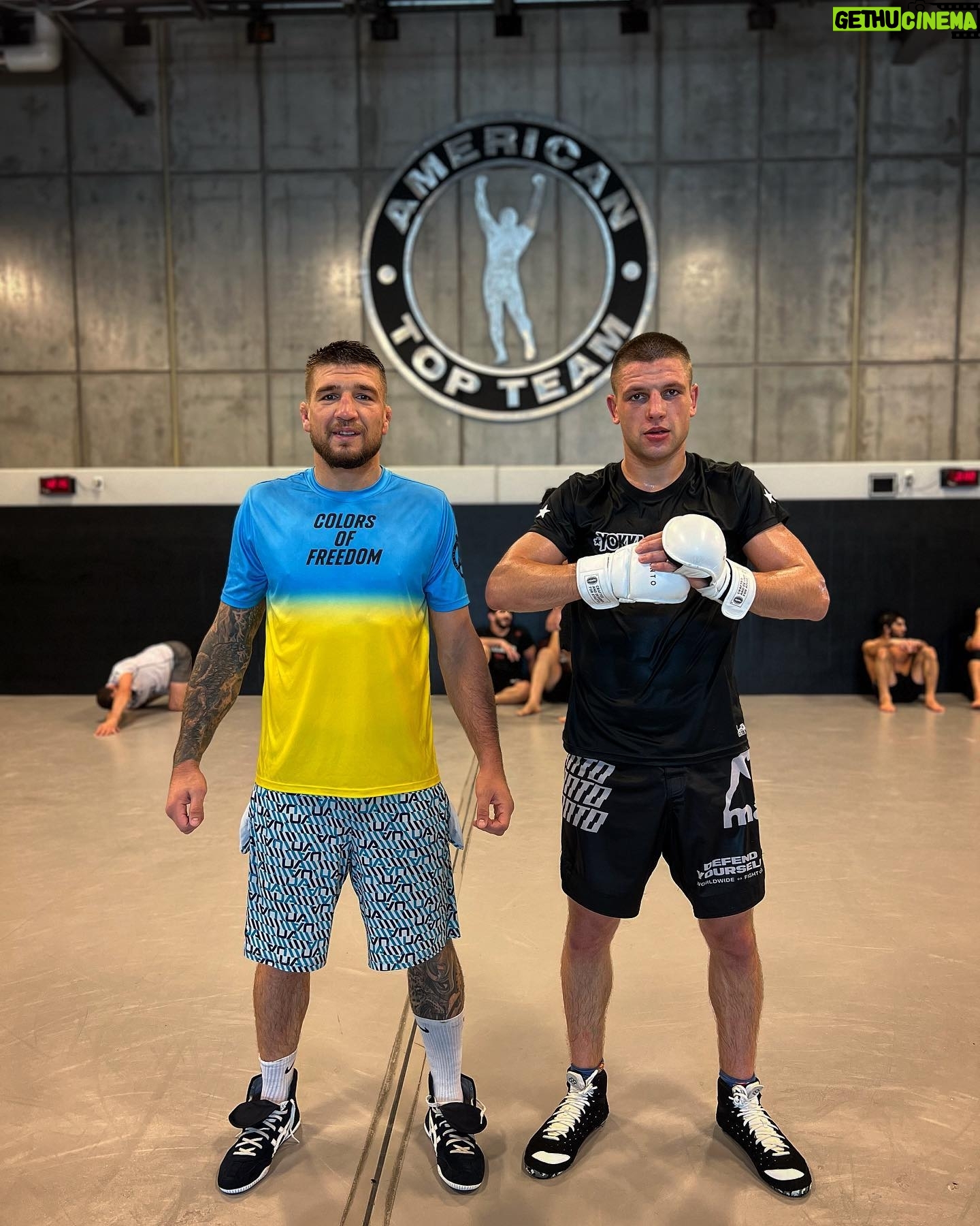 Yaroslav Amosov - 8.5K Likes - Š§Š°Ń ŠæŃŠ°ŃŃŠ²Š°ŃŠø! ŠŠ¾Š±Š°ŃимоŃŃ 17-го лиŃŃŠ¾ŠæŠ°Š“а в Š§Ńкаго šŗš¦šŗšø
Time to work !
See You November 17 !!
Chicago šŗšø
@bellatormma