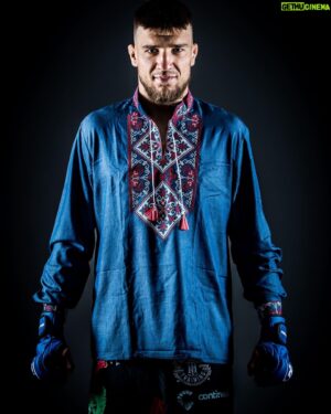 Yaroslav Amosov Instagram - З ДНЕМ НЕЗАЛЕЖНОСТІ !!!

32 🎂