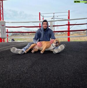 Yaroslav Amosov Instagram - З цим пацаном ми намотали дуже багато кілометрів 🏃‍♂️💪🏼