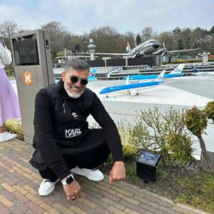 Yaşar Alptekin Instagram - Hollanda Keukenhof'dan selam ve dua ile.