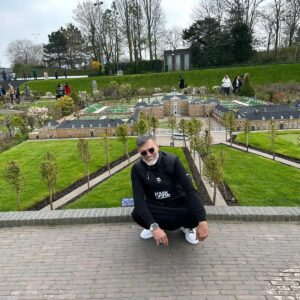 Yaşar Alptekin Instagram - Hollanda Keukenhof'dan selam ve dua ile.