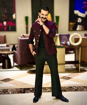 Yash Soni Instagram - Happy new year from Danny Jigar.
Outfits designed by Ek Matra @siddhesh_chauhan