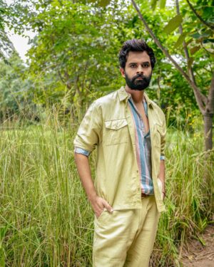 Yash Soni Instagram - As NATUREal as possible.

Shot by @theabhivalera 
Styling @styleitwithniki 
Video @kpfilms31 
Cord set @asaii.in 
Shirt @addysformen 
Retouched by @intotheprags 
Hair & makeup @nicks_unisexsalon 
Production @fifteenproduction_ 
Team @vaishnavidarshanpatel @just_jd07 @meetpatel10 @yess_drama