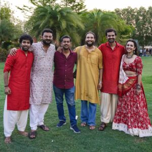 Yash Soni Instagram - પહેલો પડાવ પાર, હવે જન્માષ્ટમી ની વાર 🐦‍⬛
Fakt Purusho Maate, in cinemas this Janmashtami.

#FaktPurushoMaate #Janmashtami