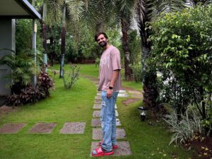 Yash Soni Instagram - To the perfect weekend, જોડે જોડે floating breakfast ના અભરખા એ પૂરા કરી દીધા 🥞🍳