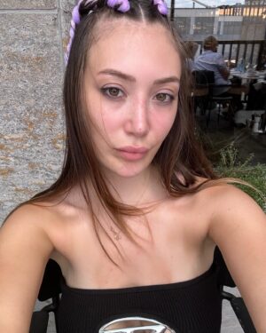 Yasmin Erbil Instagram - anotha dumpyy🪬🪬