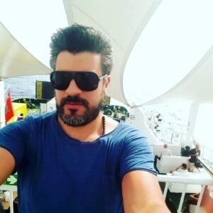 Yassine Ahajjam Instagram - عيد أضحى  مبارك سعيد أدخله الله عليكم و علينا باليمن و البركات .