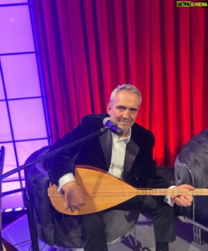 Yavuz Bingöl Instagram - Söz ve Müzik programımız yakında @trtmuzik kanalında. 😊