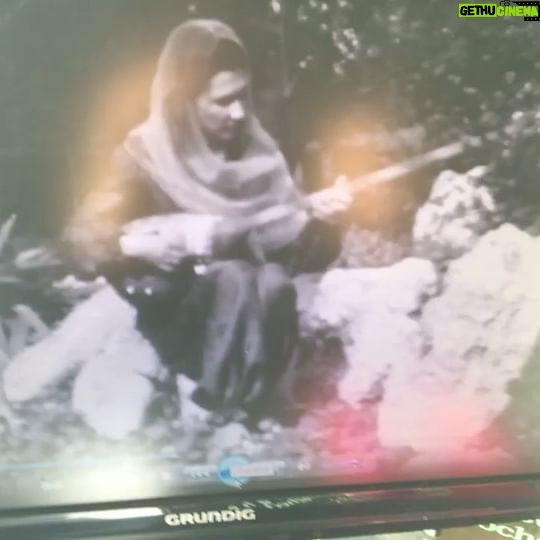 Yavuz Bingöl - 5.7K Likes - Canım anam guzel annem alısamadım yokluguna senı o kadar özluyor ve arıyorum ki allah mekanını cennet eylesın .. annemın ölum yıldönümü yarın ayvalık kücük koy mezarlıgında anması yapılacaktır .. tüm sevenlerıne duyurulur…
