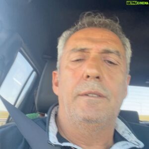 Yavuz Bingöl Instagram - Ancak gülümsedıgımızde insana benzerız:))