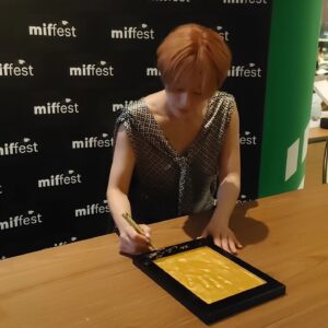 Ye Ji-won Instagram - 핸드프린팅 #miffest_mgga