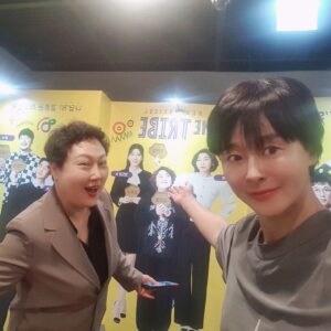 Ye Ji-won Instagram - 뮤지컬#Thetraibe #다시봄 팀과 연습 후 관람  배우 #구혜령 선배님 배우#장이주 #세종s시어터 #세종문화예술회관 #musical #dansing #acter #loveyourself