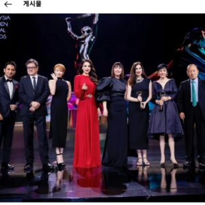 Ye Ji-won Instagram - Terimakashei 감사합니다 #malaysiainternationalfilmfestival @miffest_mgga