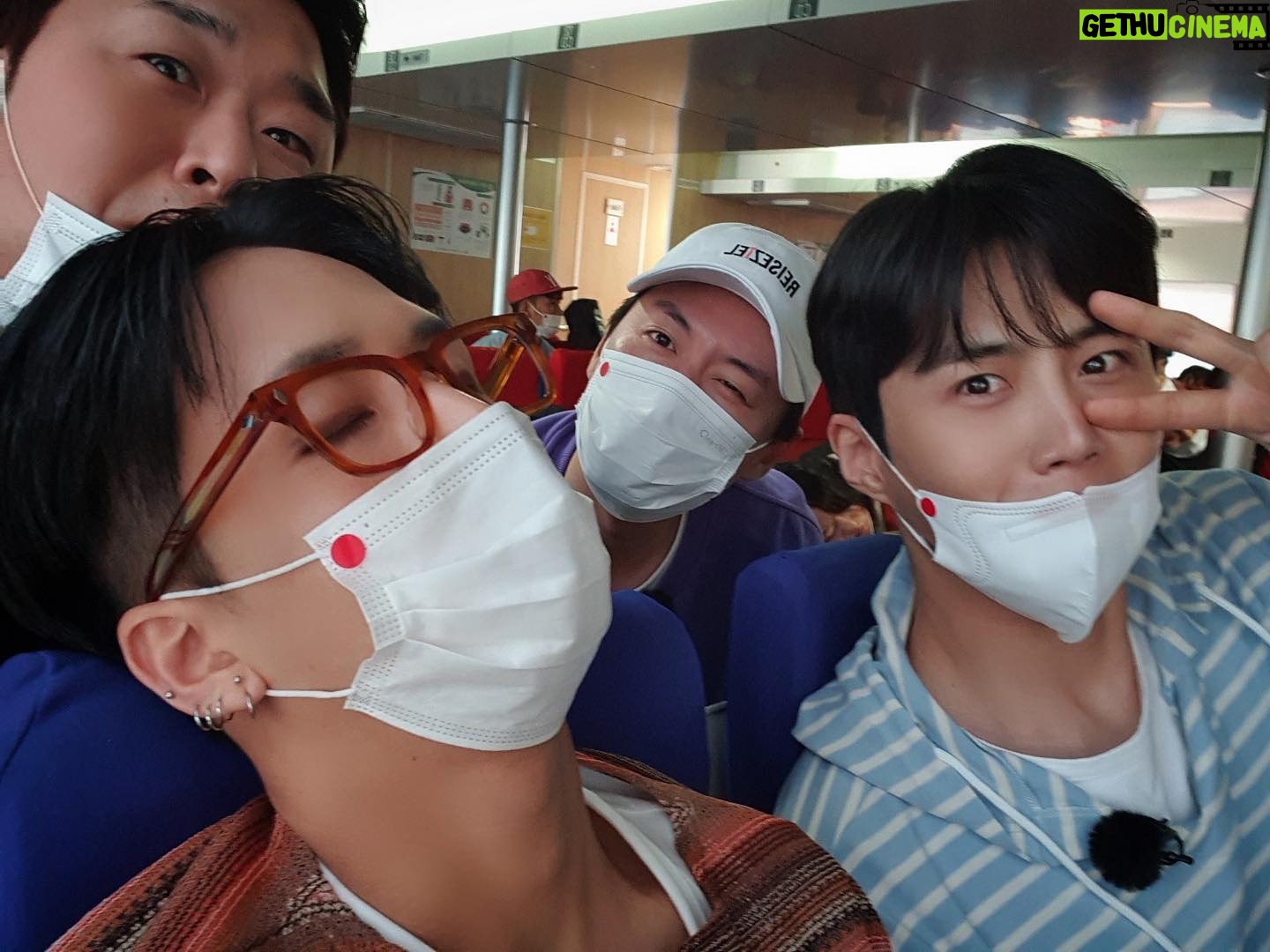 Yeon Jeong-hun - 46.4K Likes - 막내 잔다☺️
#1박2일 #울릉도