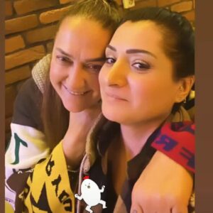 Yeşim Gül Akşar Instagram - @dax_waz balımmm🤍